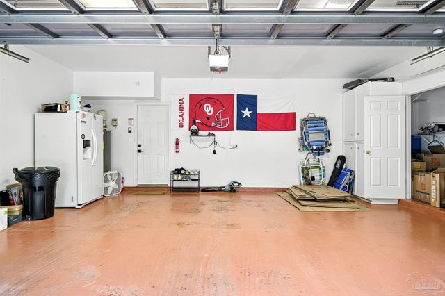 80 Baybridge Dr B, Gulf Breeze, FL 32561