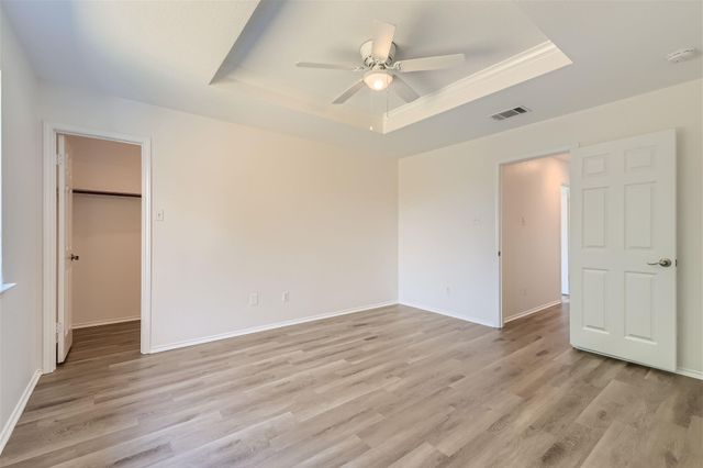 131 Hilldale CT, Kyle, TX 78640