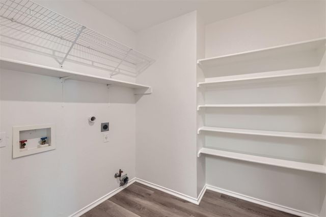 131 Hilldale CT, Kyle, TX 78640