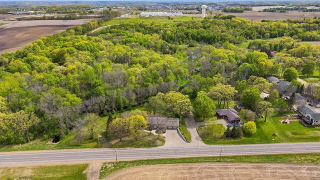 5075 Big Woods Boulevard, Chaska, MN 55318