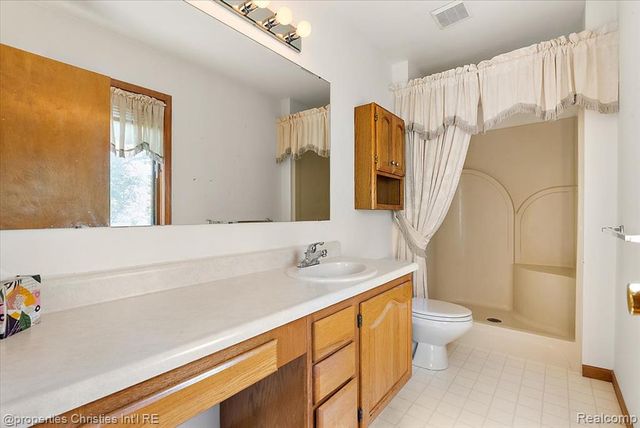 6175 Tripp Road, Holly, MI 48442