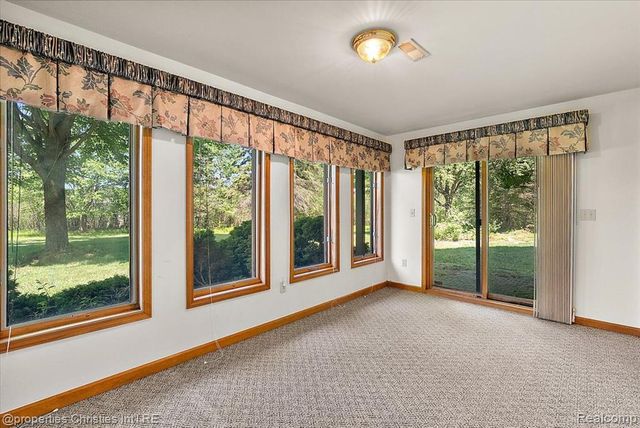 6175 Tripp Road, Holly, MI 48442