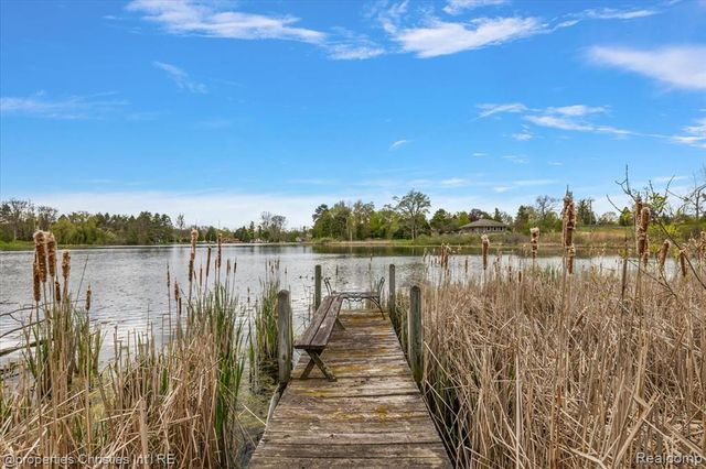 6175 Tripp Road, Holly, MI 48442