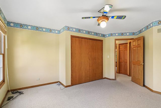 322 Chesapeake Lane, Bloomingdale, IL 60108