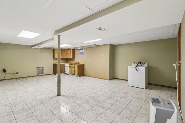 322 Chesapeake Lane, Bloomingdale, IL 60108