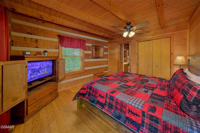 461 Sassafras Trail, Sevierville, TN 37876