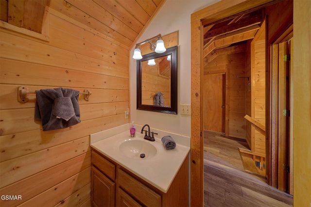 461 Sassafras Trail, Sevierville, TN 37876