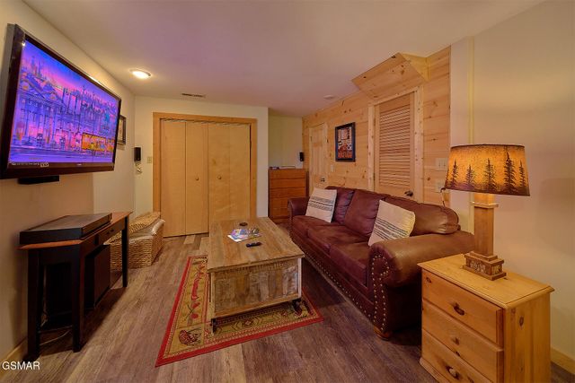 461 Sassafras Trail, Sevierville, TN 37876