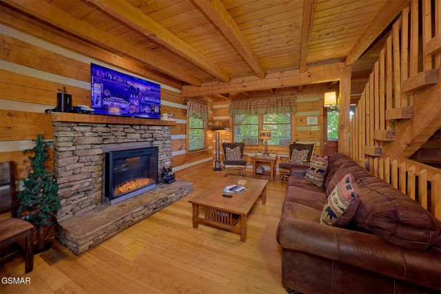 461 Sassafras Trail, Sevierville, TN 37876