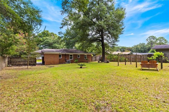 5609 Diane Drive, Mobile, AL 36618