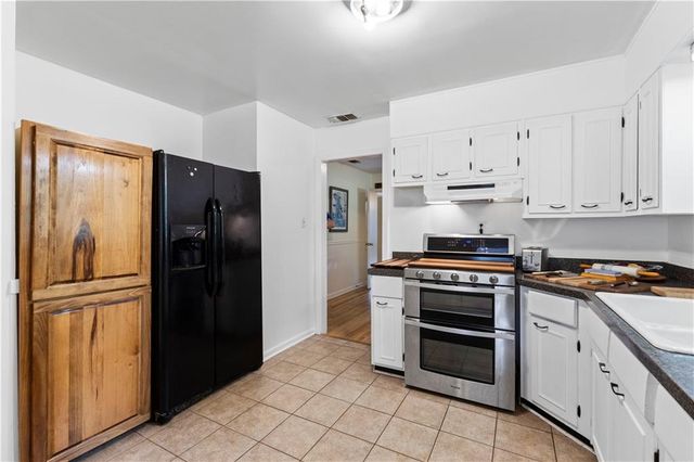 5609 Diane Drive, Mobile, AL 36618