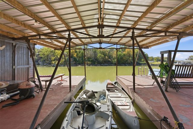 302 Kennon Circle, Palo Pinto, TX 76484