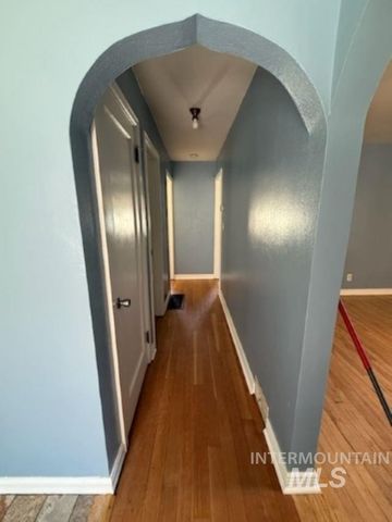 611 17 Ave S, Nampa, ID 83651