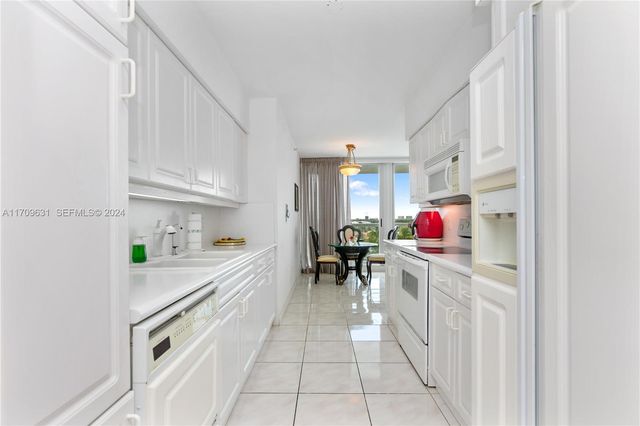 16400 Collins Avenue 745, Sunny Isles Beach, FL 33160