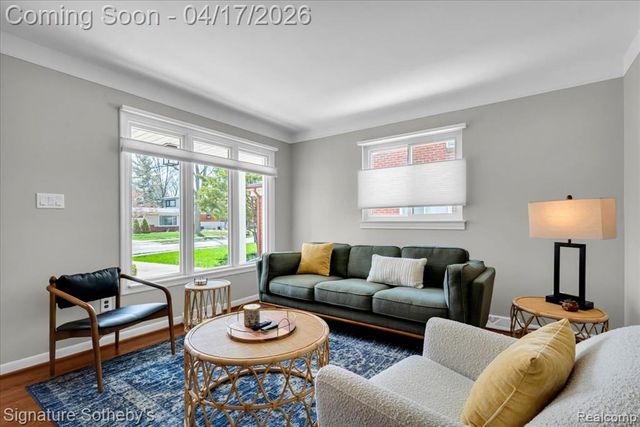 234 W La Salle Avenue, Royal Oak, MI 48073