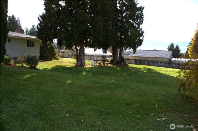 772 N Keller Street, East Wenatchee, WA 98802