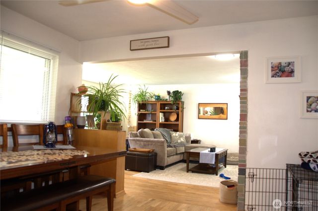 772 N Keller Street, East Wenatchee, WA 98802