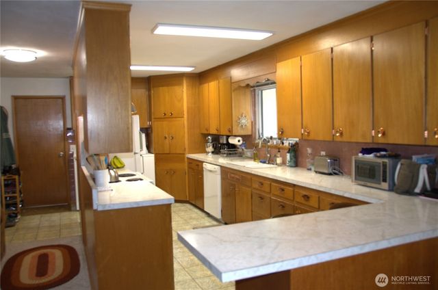 772 N Keller Street, East Wenatchee, WA 98802