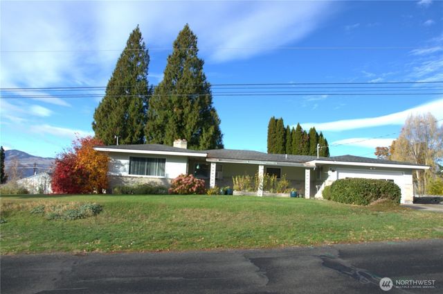 772 N Keller Street, East Wenatchee, WA 98802