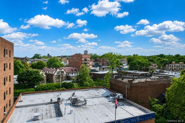 83-33 Austin Street 6C, Kew Gardens, NY 11415