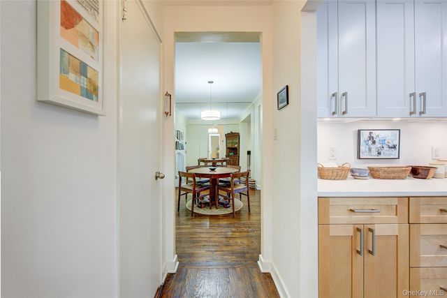 83-33 Austin Street 6C, Kew Gardens, NY 11415