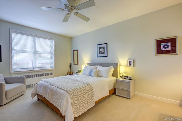 83-33 Austin Street 6C, Kew Gardens, NY 11415