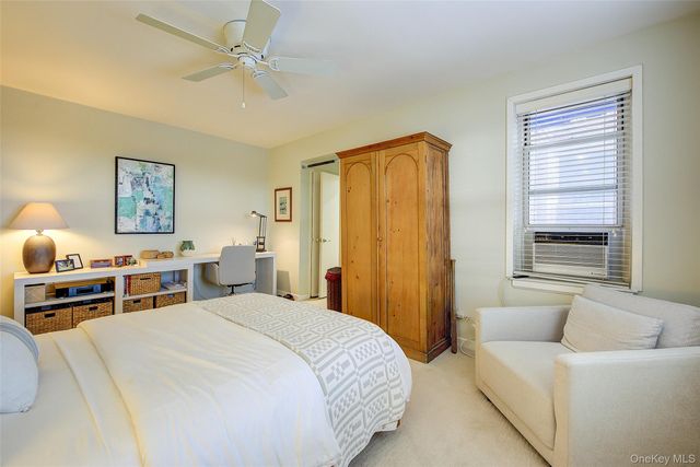 83-33 Austin Street 6C, Kew Gardens, NY 11415