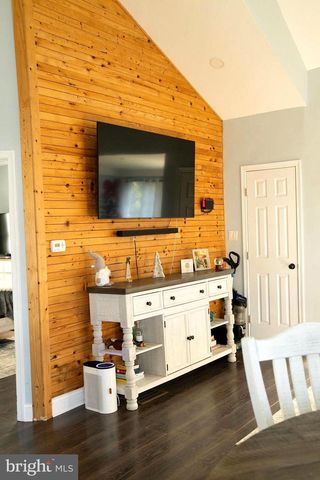 1105 MARNE HWY, Hainesport, NJ 08036