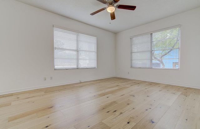 1711 Brentwood ST A, Austin, TX 78757