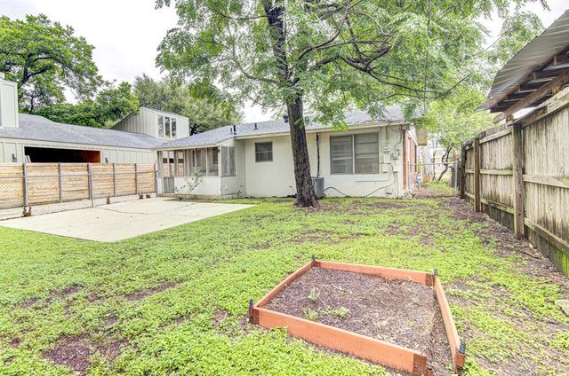 1711 Brentwood ST A, Austin, TX 78757