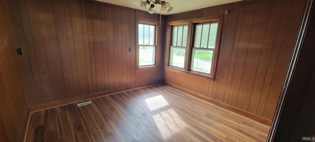 400 E Race Street, Odon, IN 47562