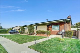 2354 Snowden, Long Beach, CA 90815