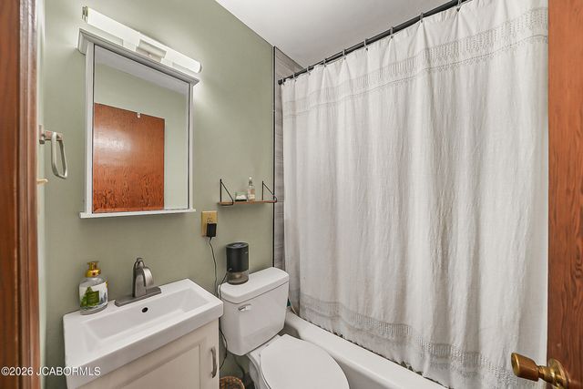 1831 W MCCARTY STREET, Jefferson City, MO 65109