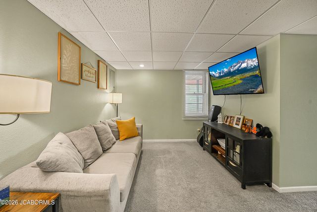 1831 W MCCARTY STREET, Jefferson City, MO 65109