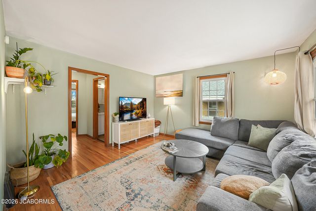 1831 W MCCARTY STREET, Jefferson City, MO 65109