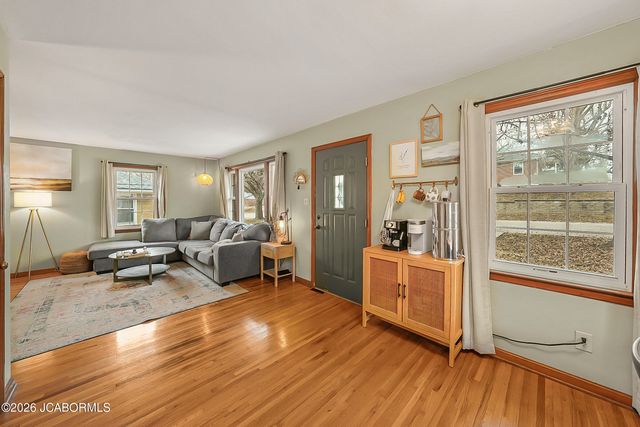 1831 W MCCARTY STREET, Jefferson City, MO 65109