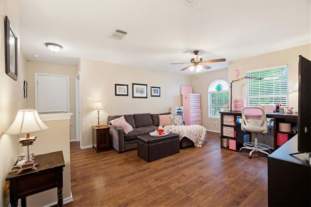 369 S Kates CV, Buda, TX 78610