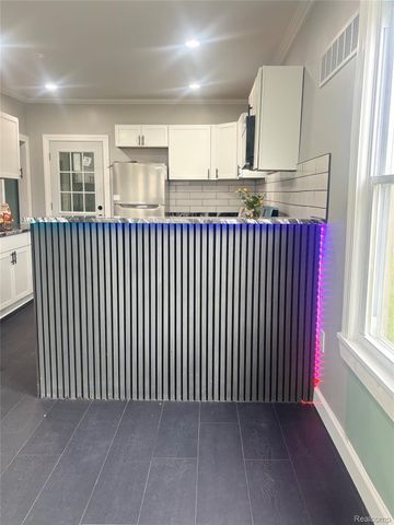 5012 Fischer Street, Detroit, MI 48213