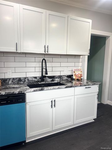 5012 Fischer Street, Detroit, MI 48213