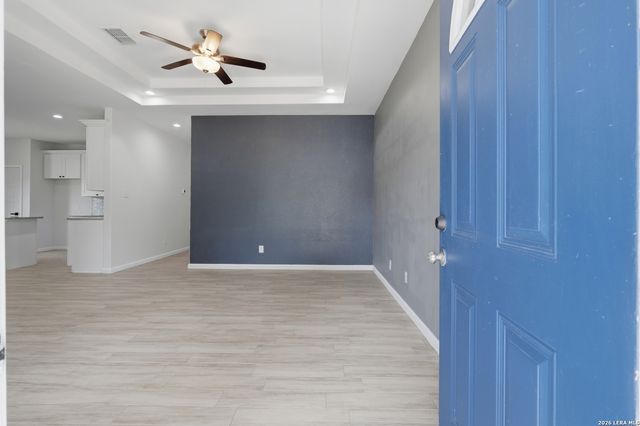 1135 Hedgestone, Canyon Lake, TX 78133
