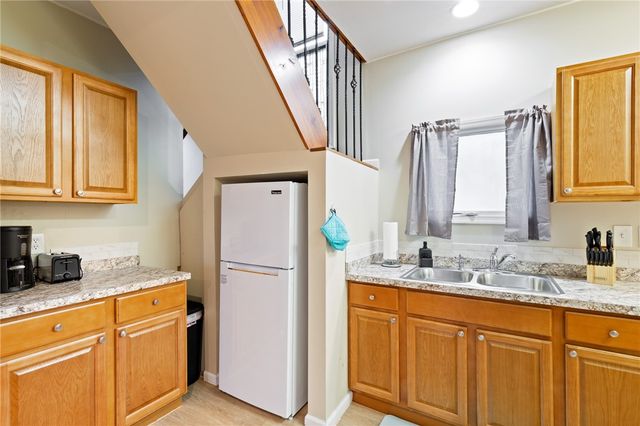 46 Crouch Street, Rochester, NY 14609