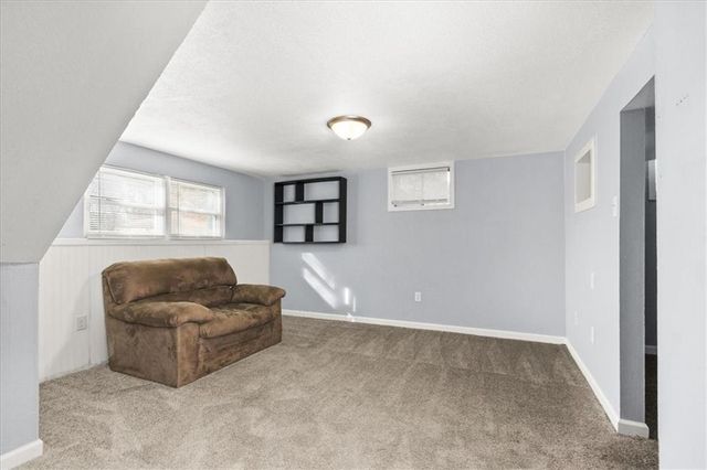 305 Concord Circle, Grain Valley, MO 64029