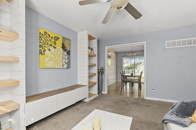 305 Concord Circle, Grain Valley, MO 64029