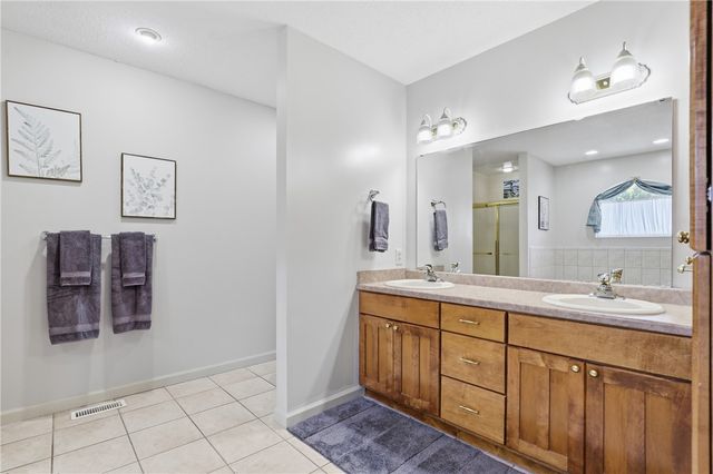 210 Elm Drive, Westminster, SC 29693