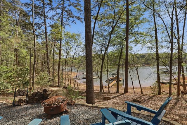 210 Elm Drive, Westminster, SC 29693