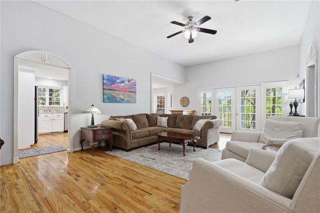 210 Elm Drive, Westminster, SC 29693
