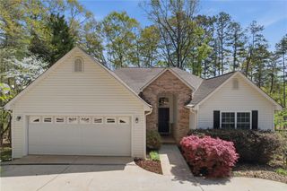 210 Elm Drive, Westminster, SC 29693