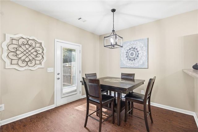 536 Oakside Place, Acworth, GA 30102