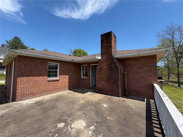 747 Frbk Herbert Rd, Redstone Twp, PA 15468