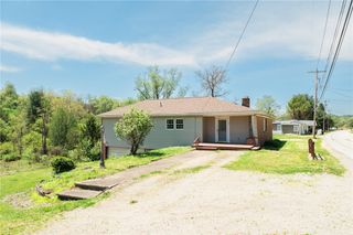 747 Frbk Herbert Rd, Redstone Twp, PA 15468